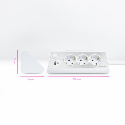 Nanocable Regleta de Sobremesa con 3 Tomas de Tierra y 2 USBs con Luz Blanco